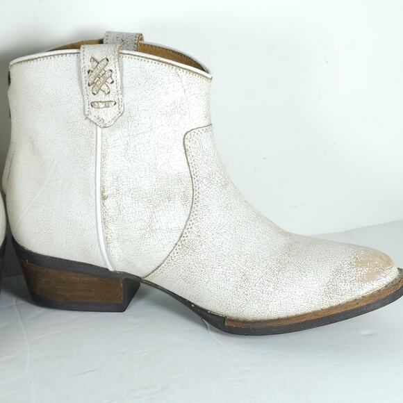 Very Volatile Women's Lookout US8 White Leather Distressed Fringe Western Boots - Picture 5 of 16